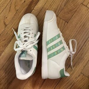 Adidas Samoa White and Green Women’s Shoes 8.5